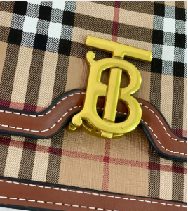 77244-MANOS LIBRE-BURBERRY-CUADROS