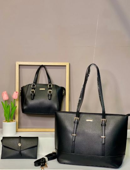 RA-08 BOLSO EN TRIO NEGRO