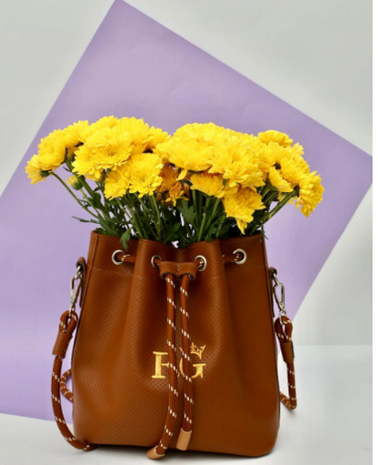 1806 - TULA ALBA COLOR: Cafe