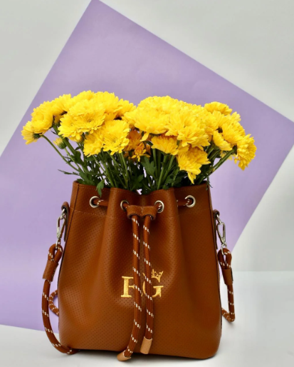 1806 - TULA ALBA COLOR: Cafe