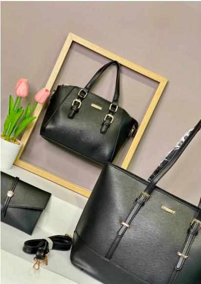 RA-08 BOLSO EN TRIO NEGRO