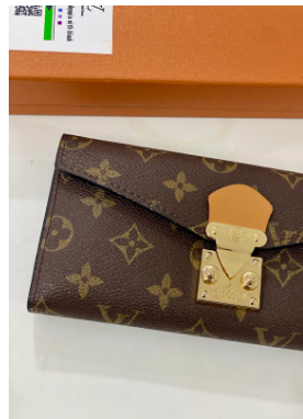 8806-BILLETERA LV-CAFE