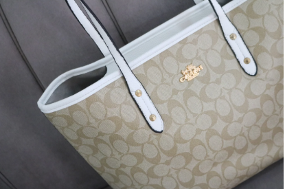 C90-TOTE COACH BLANCO