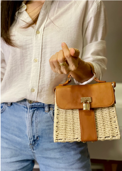 EZO-1 MANOS LIBRES FLORA TONO ARENA