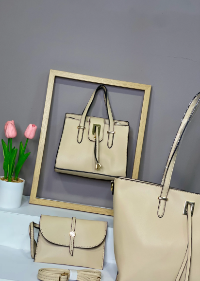 RA-07 BOLSO EN TRIO BEIGE