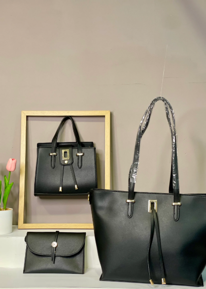 RA-07 BOLSO EN TRIO NEGRO