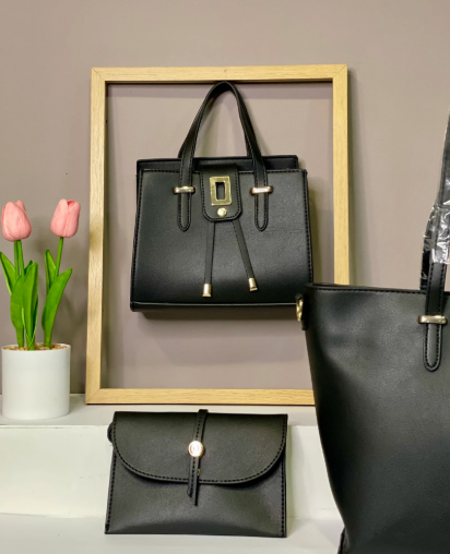 RA-07 BOLSO EN TRIO NEGRO