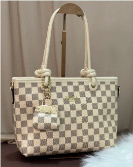 RA-53 TOTE NUDO