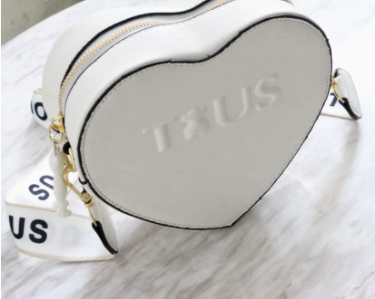 V539 MANOS LIBRES TOUS CORAZÓN BLANCO