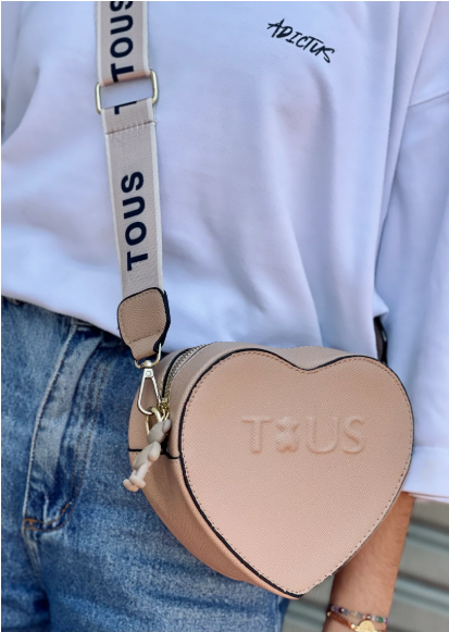 V539 MANOS LIBRES TOUS CORAZÓN CAQUI