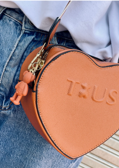 V539 MANOS LIBRES TOUS CORAZÓN MIEL