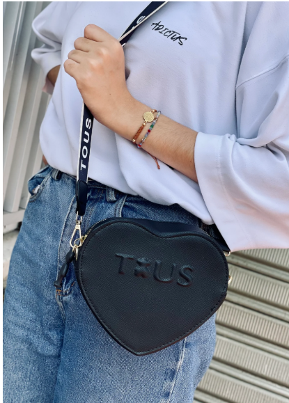 V539 MANOS LIBRES TOUS CORAZÓN NEGRO