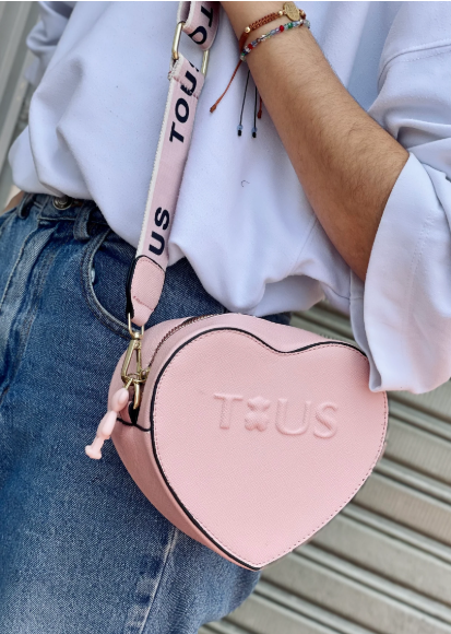 V539 MANOS LIBRES TOUS CORAZÓN ROSADO